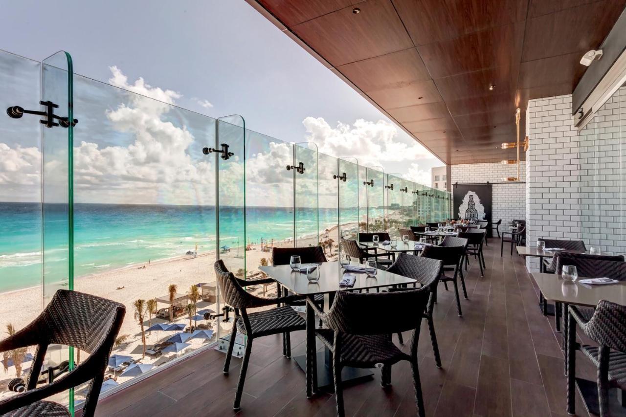 Royalton Chic Cancun, An Autograph Collection All-Inclusive Resort - Adults Only Εξωτερικό φωτογραφία The Beach Club at the Iberostar Grand Hotel